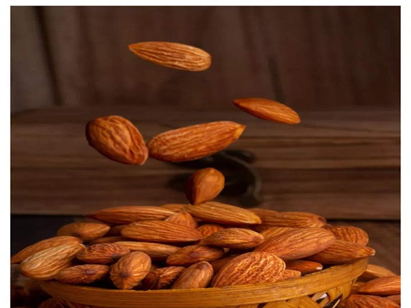 تصویر 4 از خرید و فروش مغز بادام درجه یک با شرایط فوق العاده